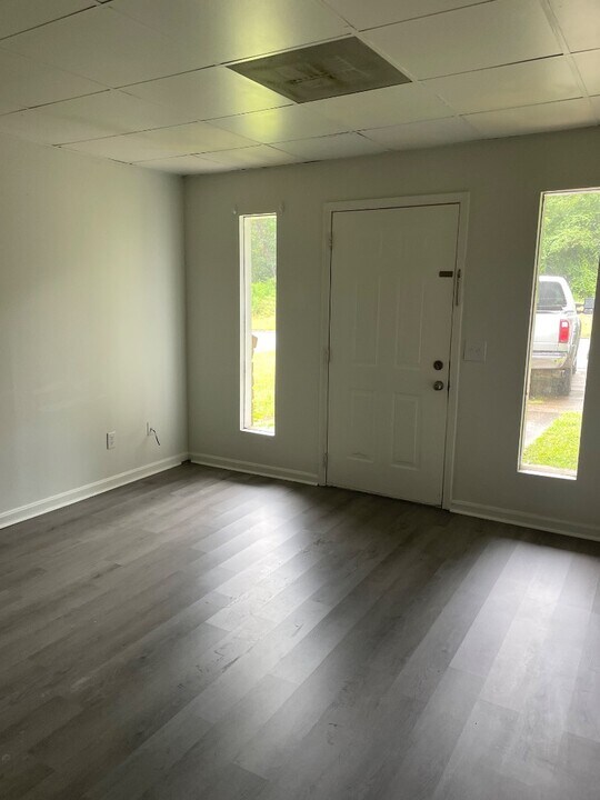 1724 Louise Dr SE in Jacksonville, AL - Building Photo