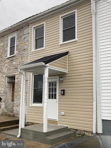 property at 3 S Vermont St