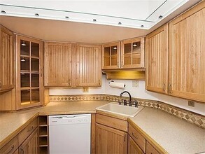 125 Pleasant St in Brookline, MA - Building Photo - Building Photo