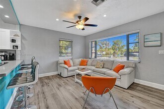 529 NW 8th St in Dania Beach, FL - Building Photo - Building Photo