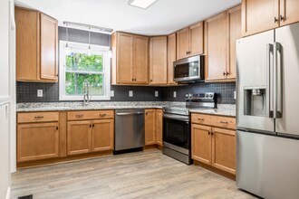 6 Colt Cir in Florissant, MO - Building Photo - Building Photo