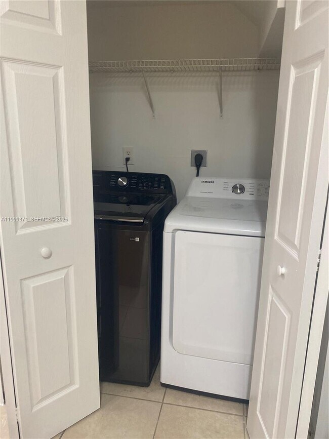 2953 SE 15th Terrace in Homestead, FL - Building Photo - Building Photo