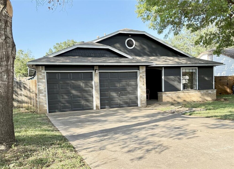 3814 Stonecroft Dr in Austin, TX - Building Photo