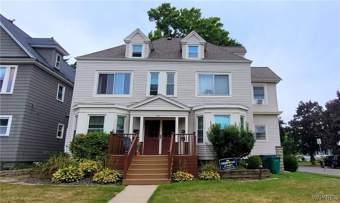 185 Huntington Ave in Buffalo, NY - Building Photo