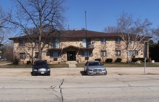 10450 W Fond du Lac Ave Apartments