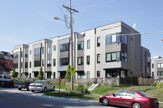 South Hill Row Houses in Omaha, NE - Building Photo - Building Photo