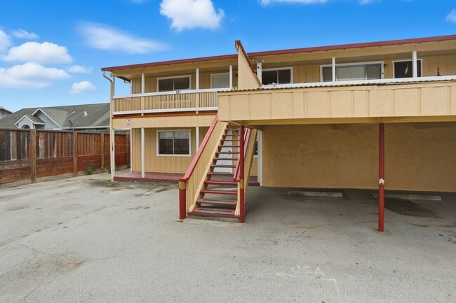 231 Ford St in Watsonville, CA - Building Photo - Building Photo