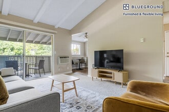 202 Calvert Dr in San Jose, CA - Building Photo - Building Photo