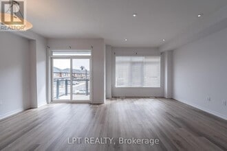 461 Blackburn Dr in Brantford, ON - Building Photo - Building Photo