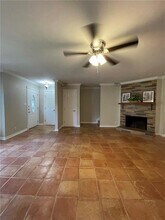 6471 Hart Ln in Austin, TX - Building Photo - Building Photo