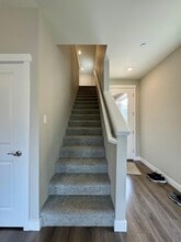 8635 35th Pl NE in Marysville, WA - Foto de edificio - Building Photo