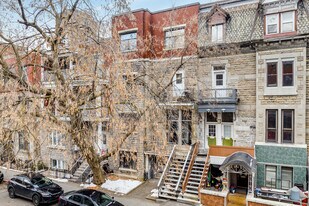 3485-3487 Hutchison Rue in Montréal, QC - Building Photo