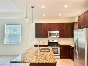 2921 Trustee Ave in Sarasota, FL - Building Photo - Building Photo