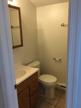 126 W Nittany Ave in State College, PA - Foto de edificio - Building Photo