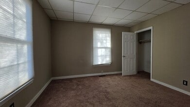 200 Hamilton St in Johnson City, TN - Building Photo - Building Photo