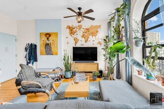 Saint Johns Place in Brooklyn, NY - Building Photo - Building Photo