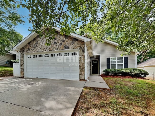 property at 5640 Regent Village Dr