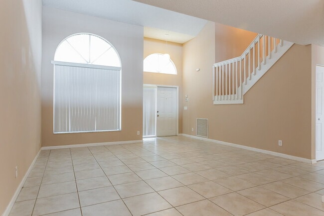 7142 Davit Cir in Lake Worth, FL - Building Photo - Building Photo