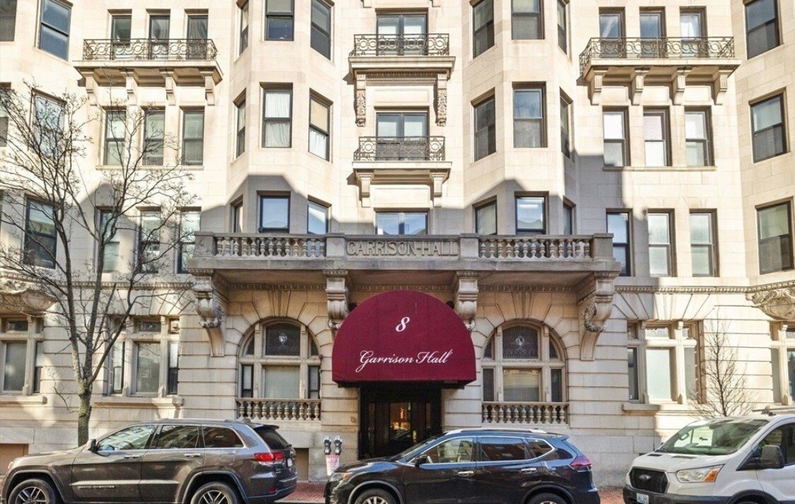 8 Garrison St, Unit 3B in Boston, MA - Foto de edificio