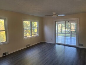 3825 East St in Skaneateles, NY - Building Photo - Building Photo