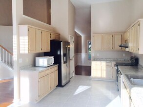 303 Swansboro Dr in Cary, NC - Building Photo - Building Photo