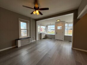 2402-2404 S 4th St in Allentown, PA - Building Photo - Building Photo