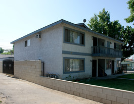 1542 N 11th Apartments