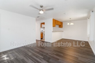 1155 S Fairplay Cir in Aurora, CO - Building Photo - Building Photo
