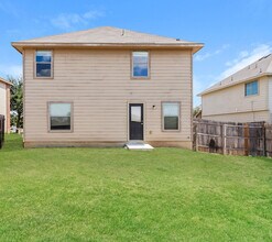10607 Hunters Pond in San Antonio, TX - Building Photo - Building Photo