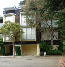 184 Locksley Ave in San Francisco, CA - Building Photo - Building Photo