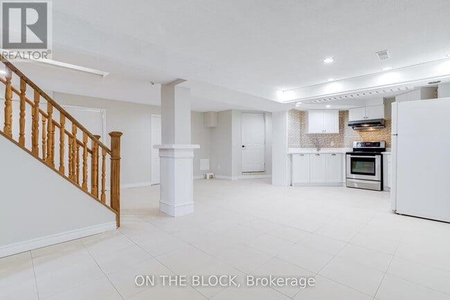 409 Silverthorne Crescent in Mississauga, ON - Building Photo - Building Photo