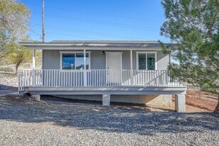 5484 E Sapphire Dr in Prescott, AZ - Building Photo