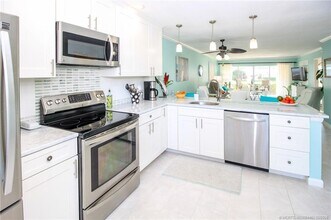 1858 SW Palm City Rd in Stuart, FL - Building Photo - Building Photo