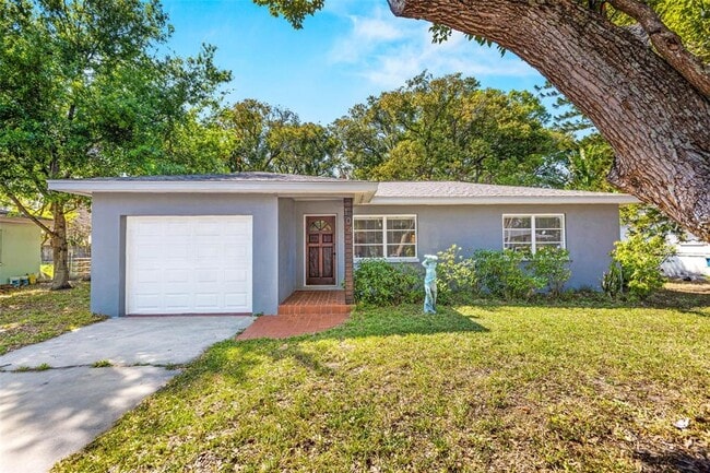 property at 104 N Cirus Ave