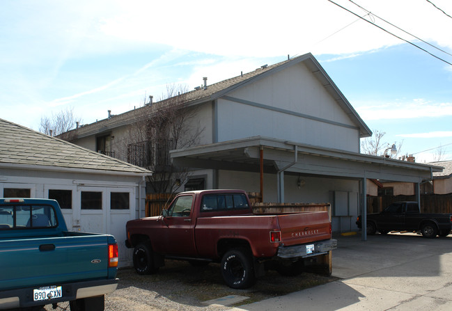 131 W Pueblo St in Reno, NV - Building Photo - Building Photo