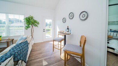 128c Marcella Ln Ln, Unit 102 in Calabash, NC - Building Photo - Building Photo