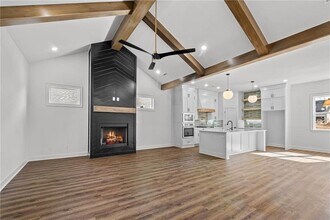 1821 Lotus Rd in Centerton, AR - Building Photo - Building Photo