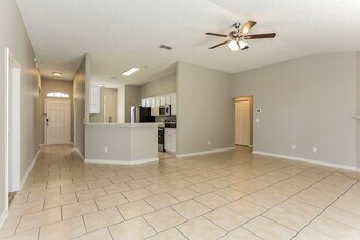 3726 Woodbriar Dr in Orange Park, FL - Building Photo - Building Photo