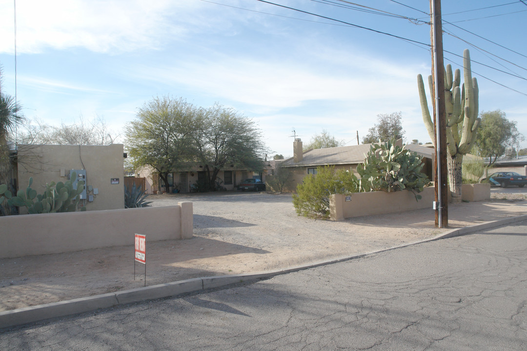 2651-2655 N Richey Blvd in Tucson, AZ - Building Photo