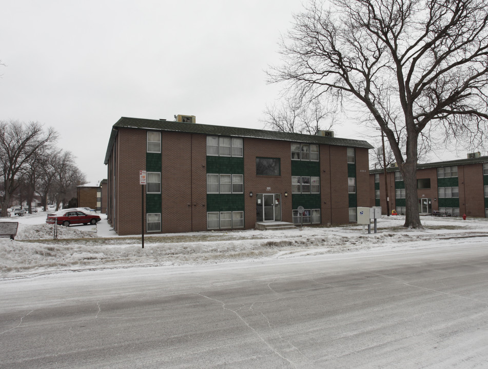 2000 G St in Lincoln, NE - Foto de edificio