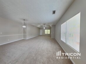 120 Astilbe Meadow Dr in Locust Grove, GA - Building Photo - Building Photo