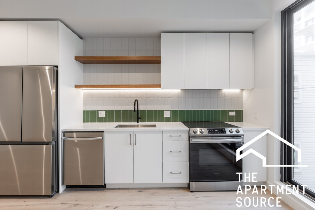 1712 Oak Ave in Evanston, IL - Building Photo