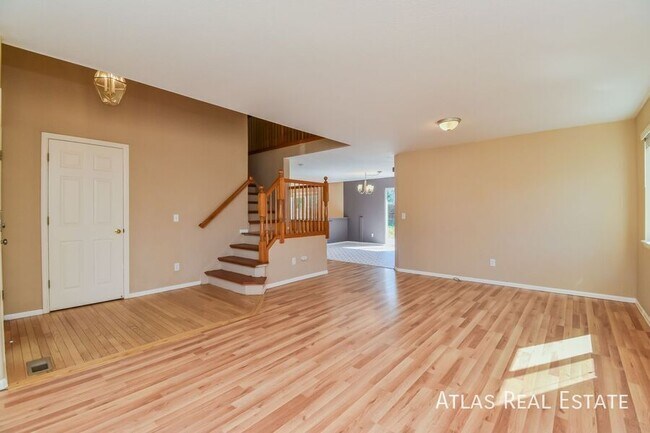 5950 Dolores St in Colorado Springs, CO - Building Photo - Building Photo