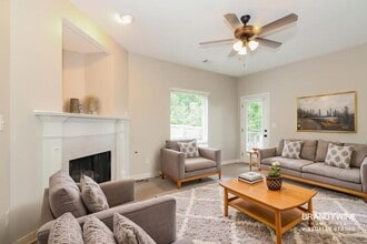 9238 Lazzini Cove in Cordova, TN - Building Photo - Building Photo