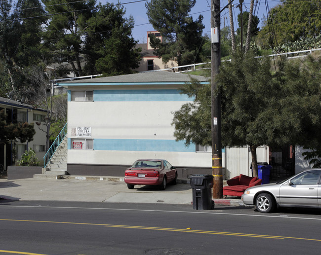 3176-3182 Reynard Way in San Diego, CA - Foto de edificio - Building Photo