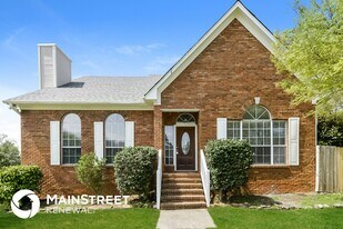 6005 Russet Meadows Dr in Hoover, AL - Building Photo