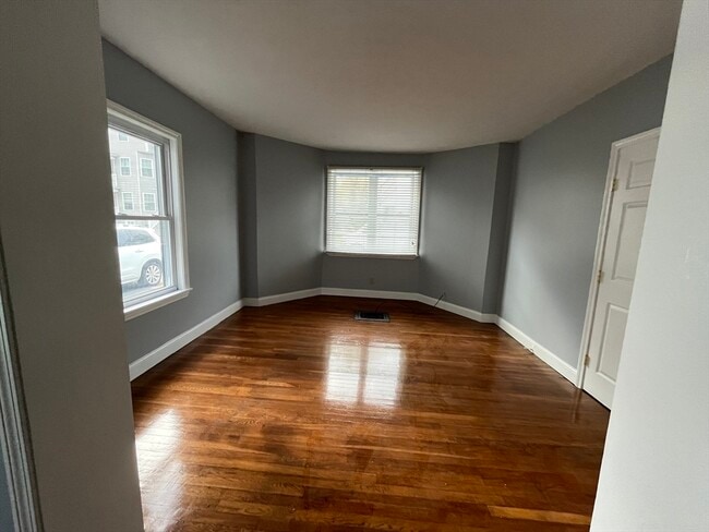 18 Highland St in Attleboro, MA - Building Photo - Building Photo