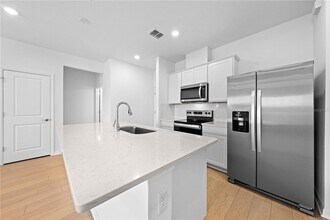 11248 Blue Bay Dr in Orlando, FL - Building Photo - Building Photo