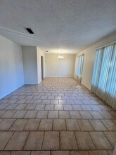 6305 Raleigh Ave in Lubbock, TX - Foto de edificio - Building Photo