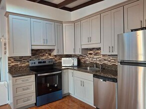 113 174TH Ave E in Redington Shores, FL - Building Photo - Building Photo